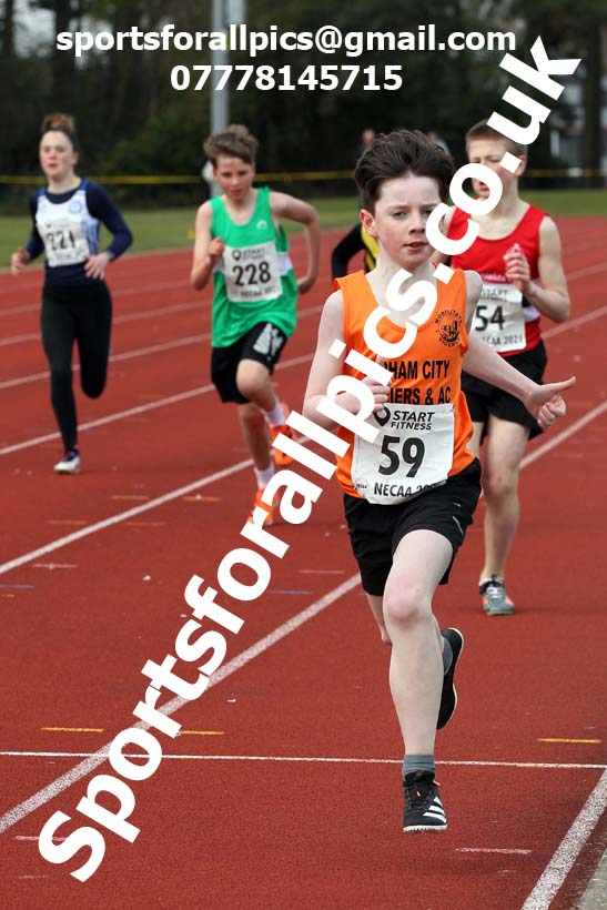 800 metres, 2021 NECAA Open Graded Meeting, Morpeth. Photo: David T. Hewitson/Sports for All Pics